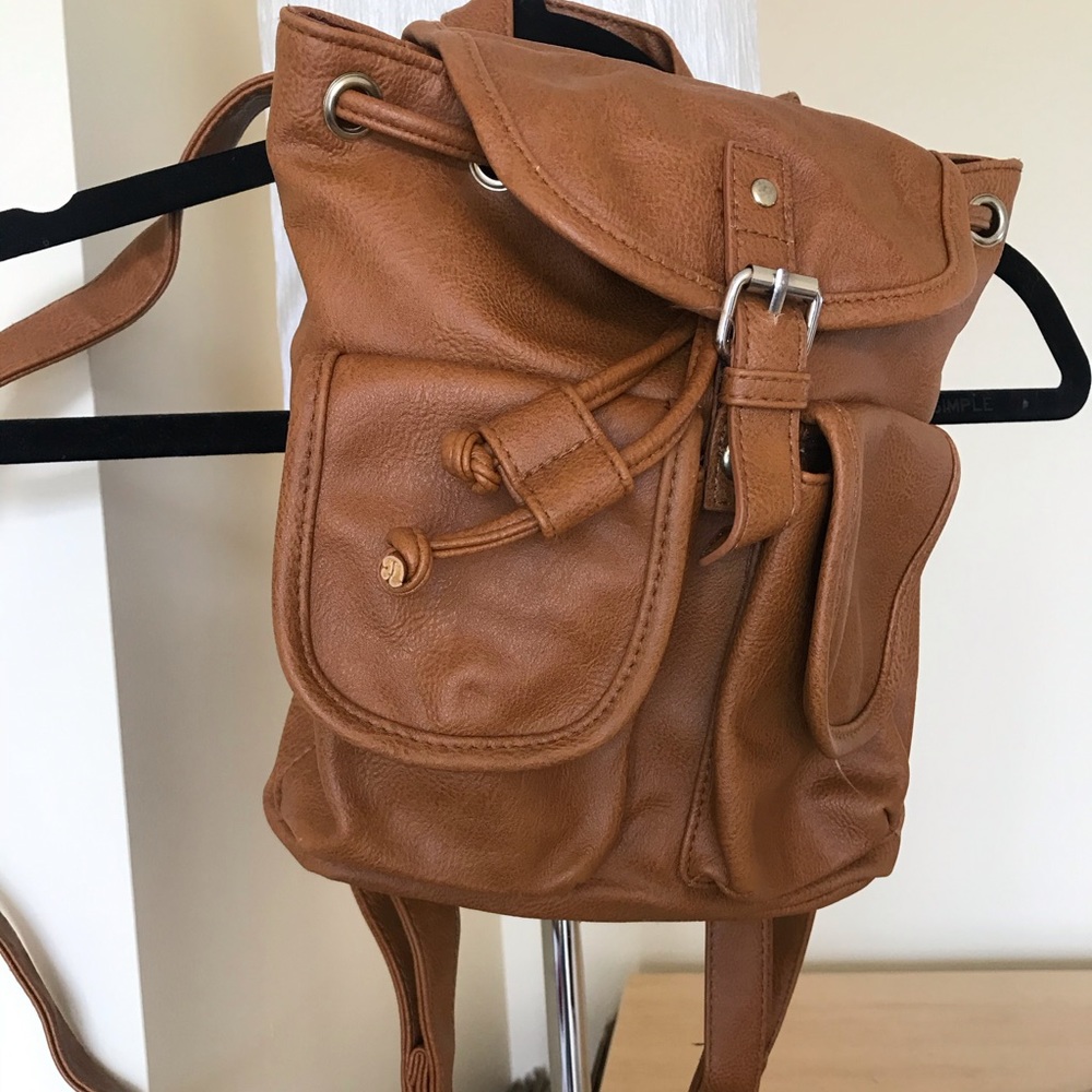 Bookbag that is small and stylish